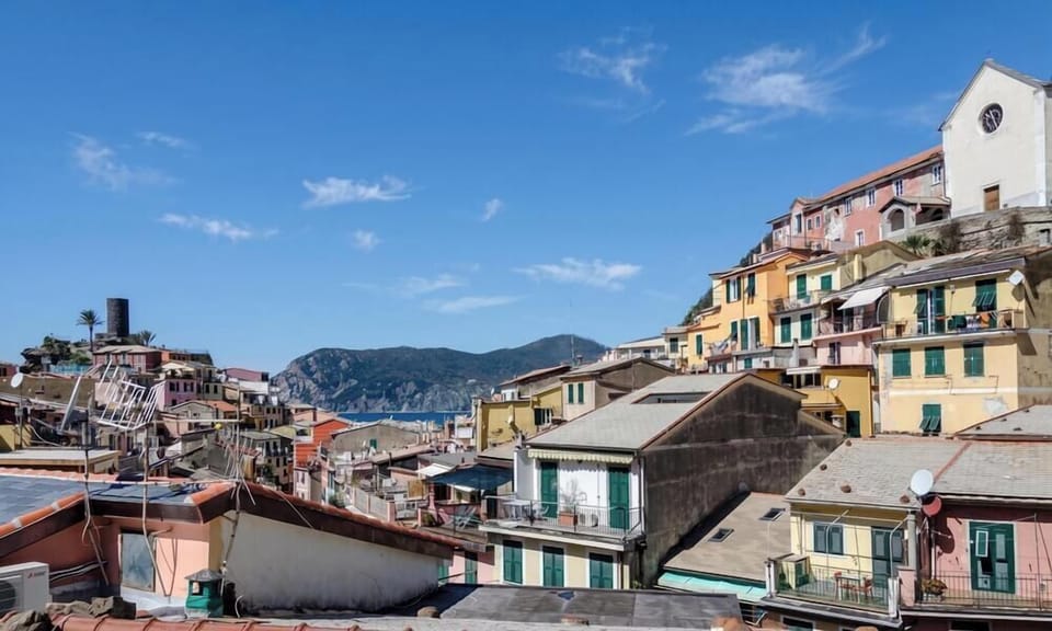 Standard Apartment, 2 Bedrooms, Terrace (Charming Apartment with Balcony In) | Miscellaneous