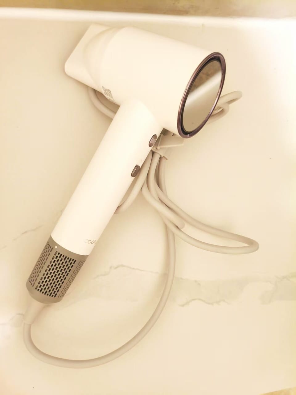 Deluxe Double Room, Pool View | Bathroom | Hair dryer, towels, soap, shampoo