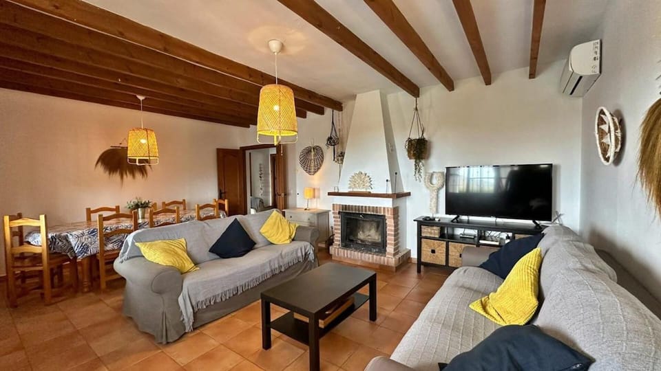 Competa Dream Villa With 7 Bedrooms Villa in Axarquía