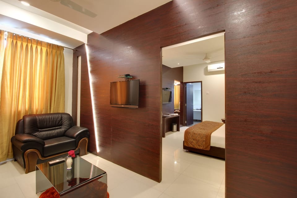 Sai Bliss Suite (Suite Room) Complimentary Shuttle Pick Up & Drop To Sai Baba Temple (Gate-3) | Premium bedding, minibar, in-room safe, desk