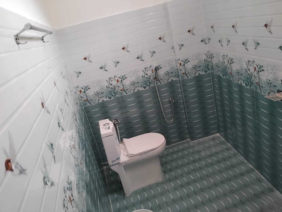 Shower, soap