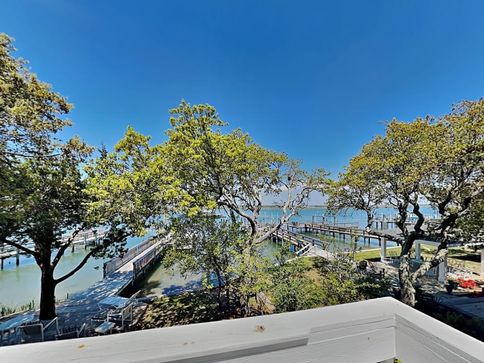 Second Floor, Back Patio Views