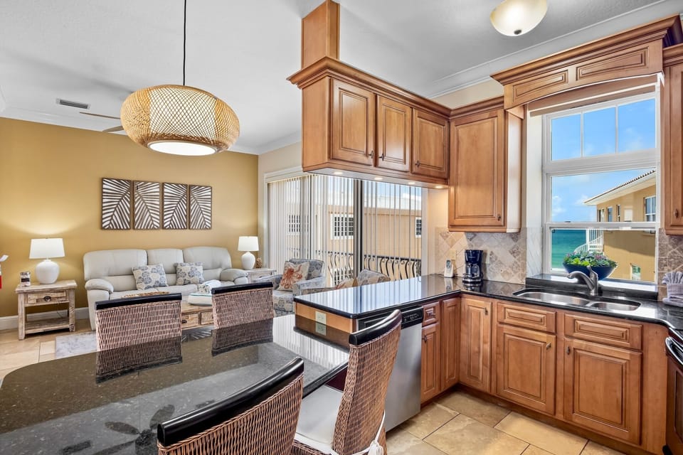 Kitchen, Dining Area