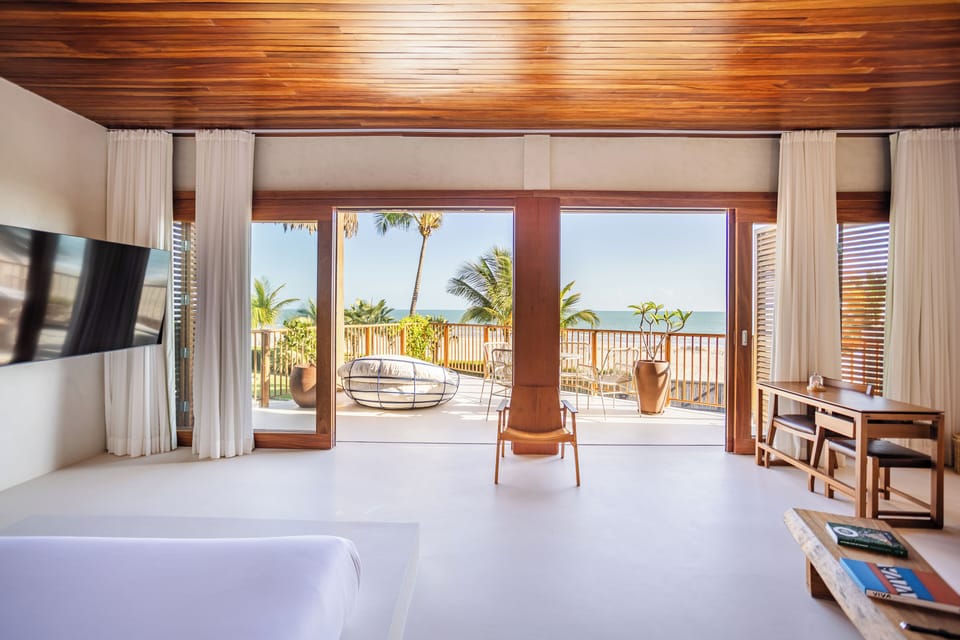 Luxury Suite Sea Front | 1 bedroom, premium bedding, down comforters, pillowtop beds