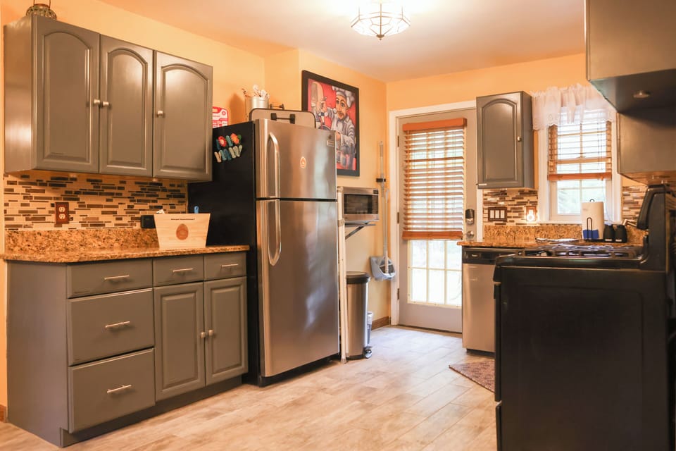 Fully equipped kitchen. Enjoy your meals at home.