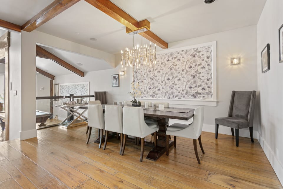 Architecture, Building, Dining Room, Dining Table, Furniture