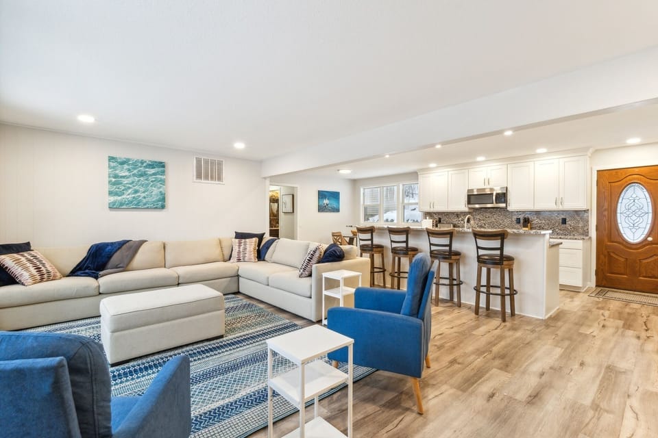 Great space for entertaining!