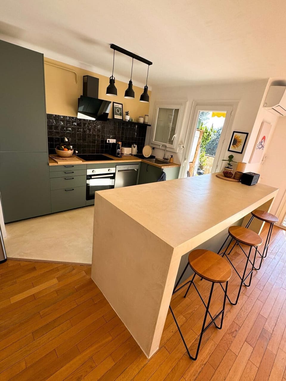 Private kitchen