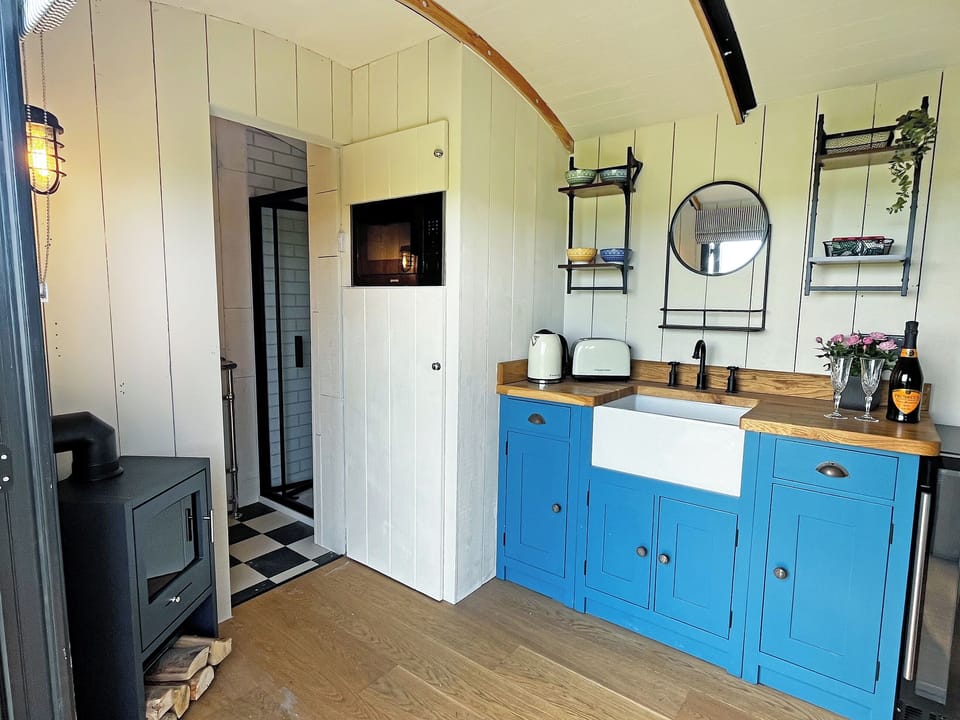 Open plan living space | The Carriage - Lower Delves Farm, Shirland, near Alfreton
