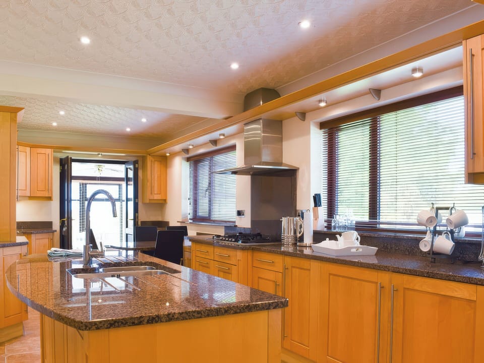 Fridge, microwave, dishwasher, toaster