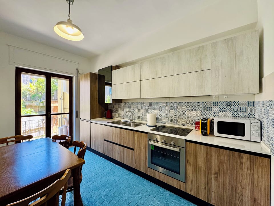 Apartment, 3 Bedrooms, Balcony, City View | Private kitchen | Espresso maker, electric kettle