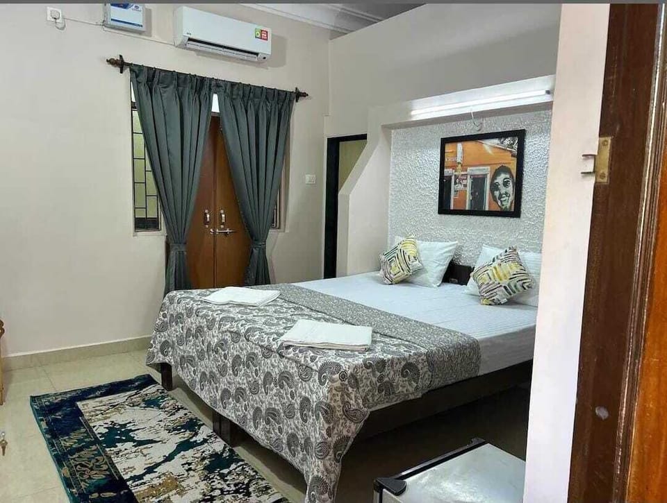 Economy Double Room, Balcony, City View | Free WiFi