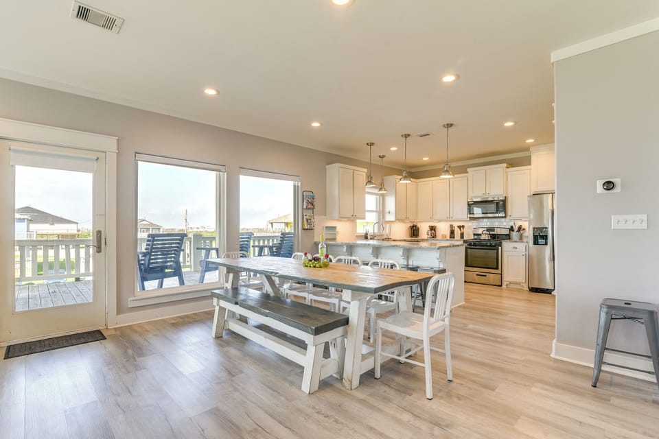 Dining Area | Dishware & Flatware | 1st Floor