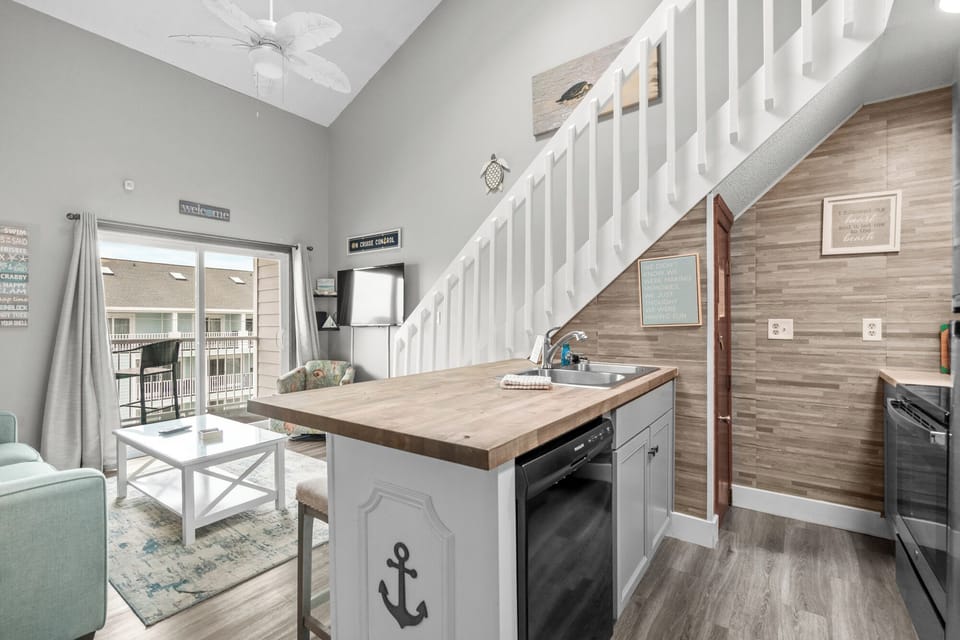 Kitchen prep space