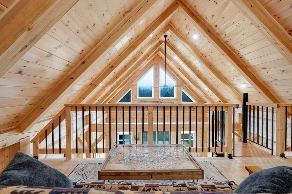 Bedroom 1 / loft