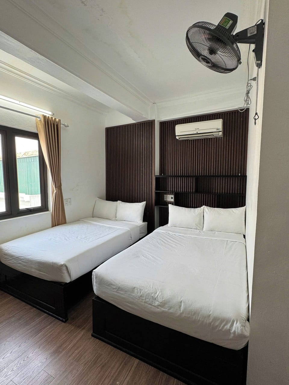 Superior Room, Multiple Beds, City View | City view