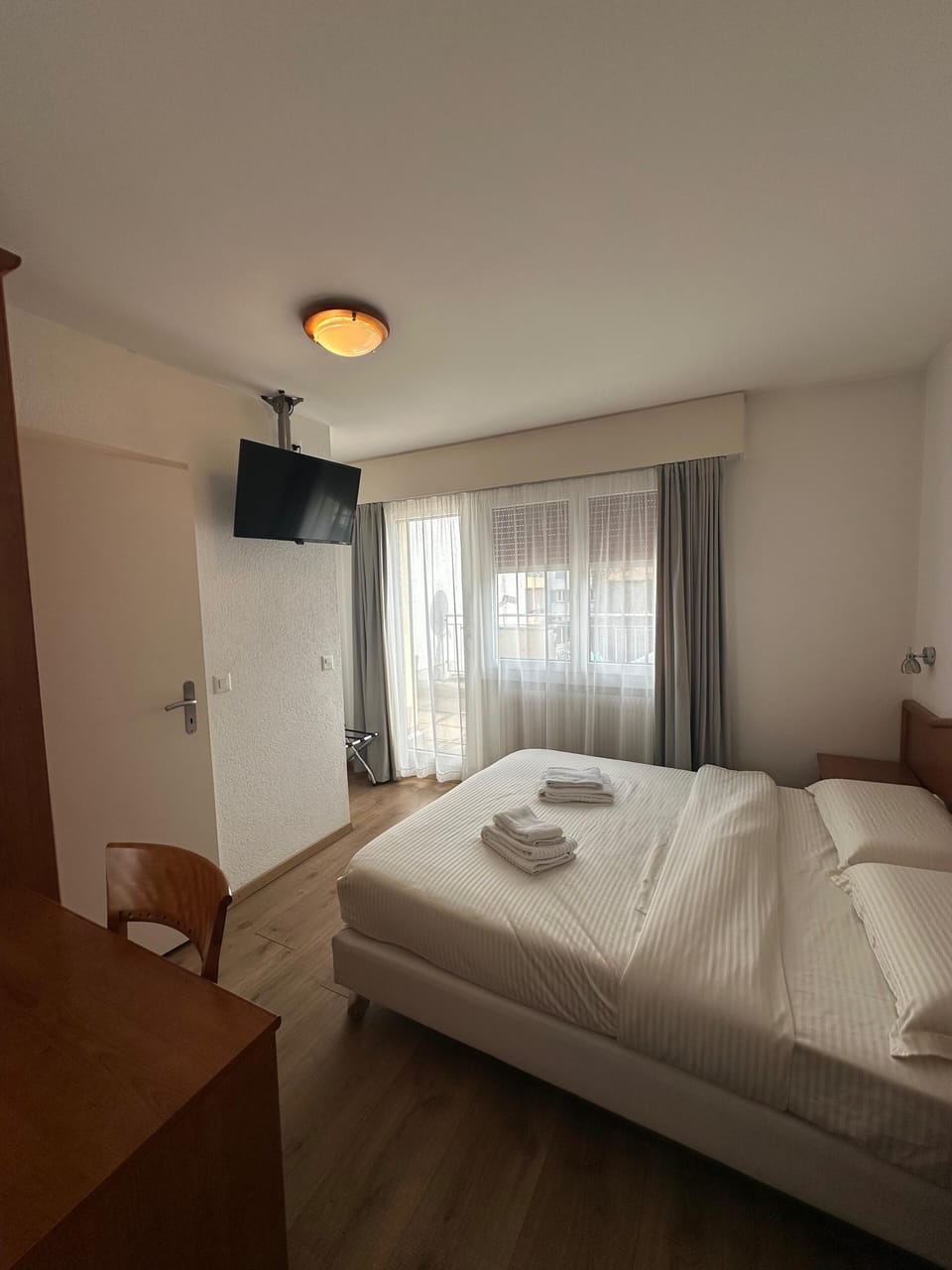 Comfort Double Room, Balcony, Mountain View | Free WiFi