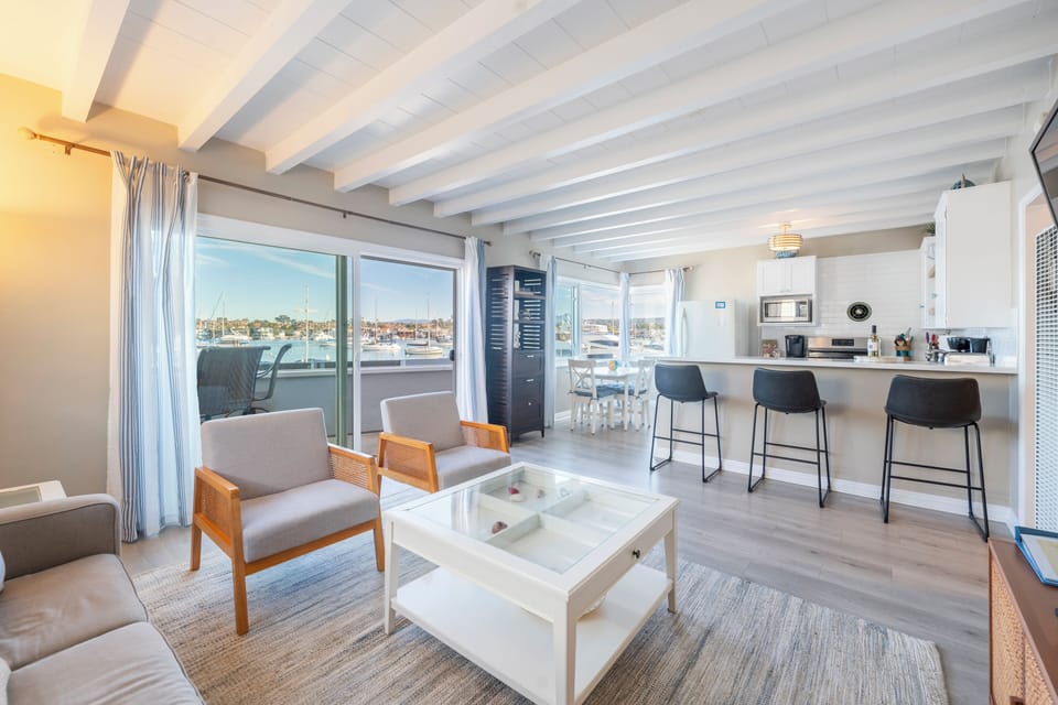 Seamless indoor-outdoor living with sliding doors to the balcony. (Unit A)
