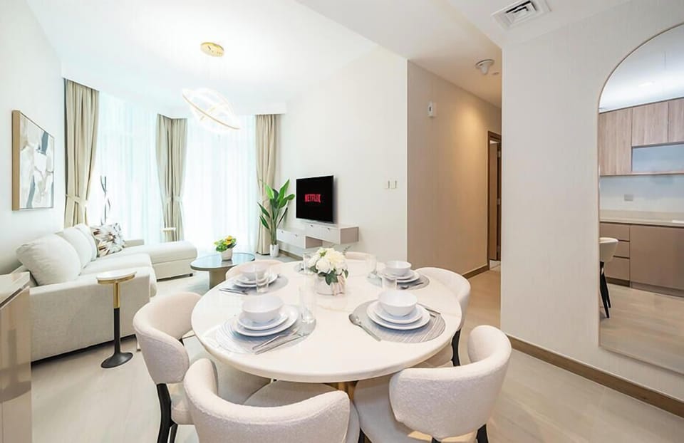 Apartment, Balcony, Canal View | In-room dining