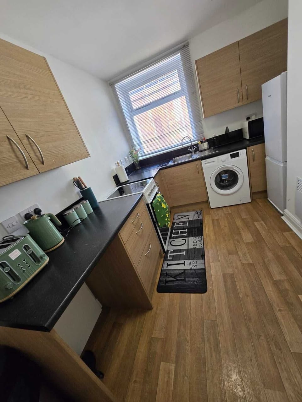 Apartment, 1 Bedroom, City View | Laundry