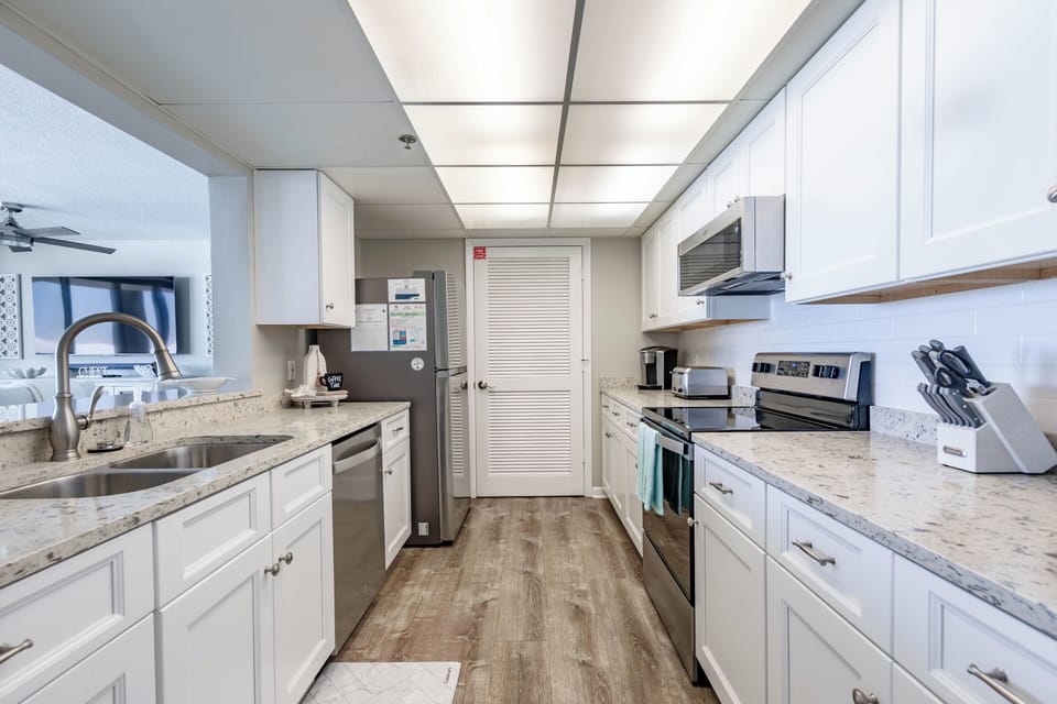 Fully stocked kitchen