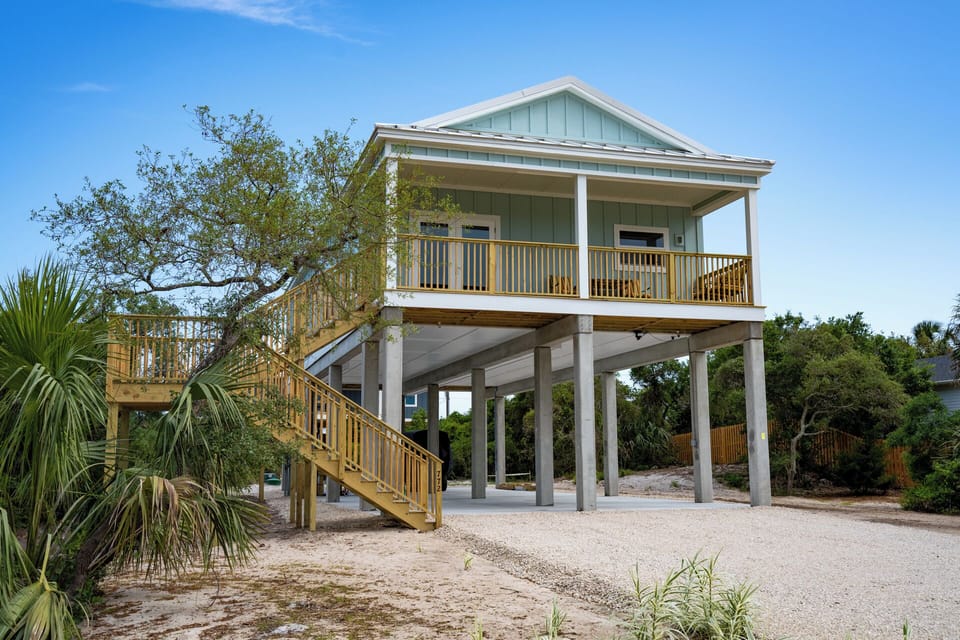 Welcome to Salty Sink-Inn!