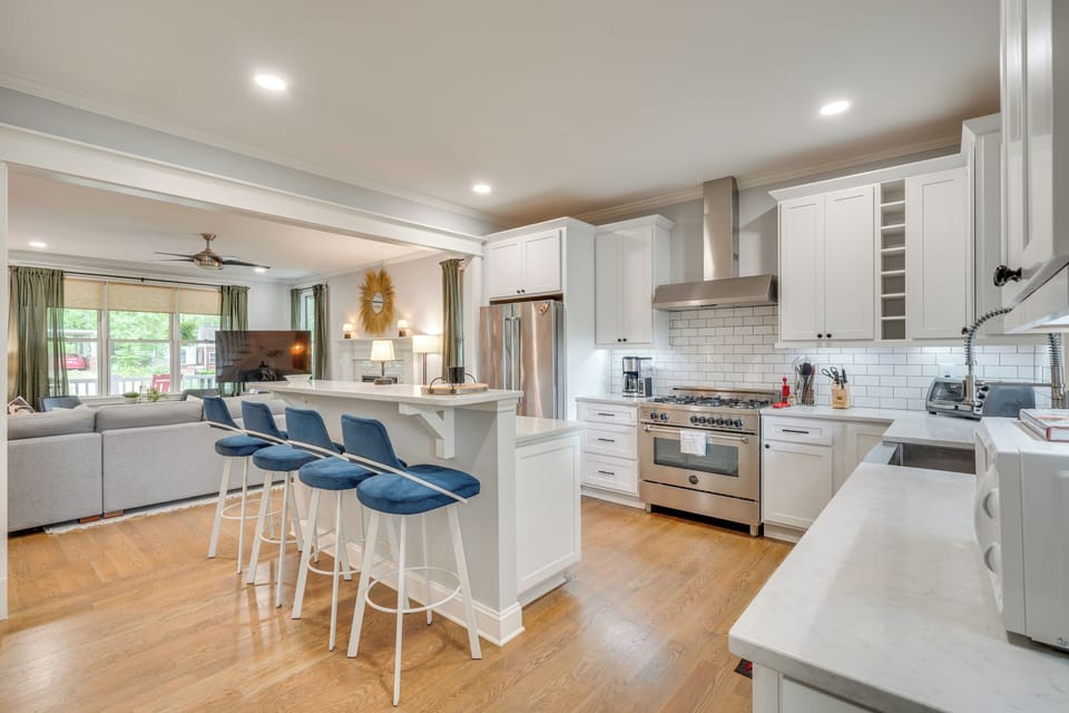 House (3 Bedrooms) | Interior