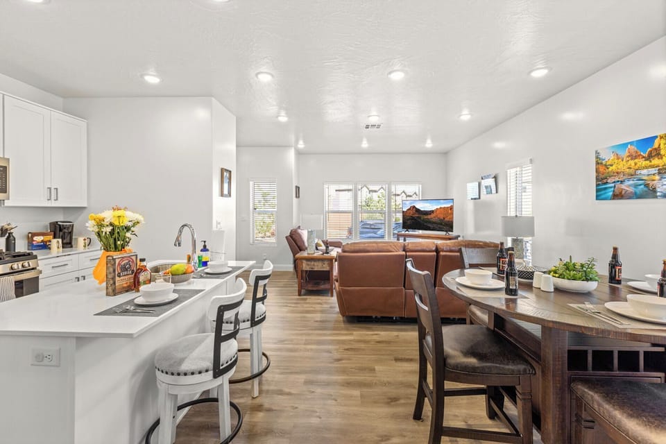 Open plan living – prepare meals while hanging out!