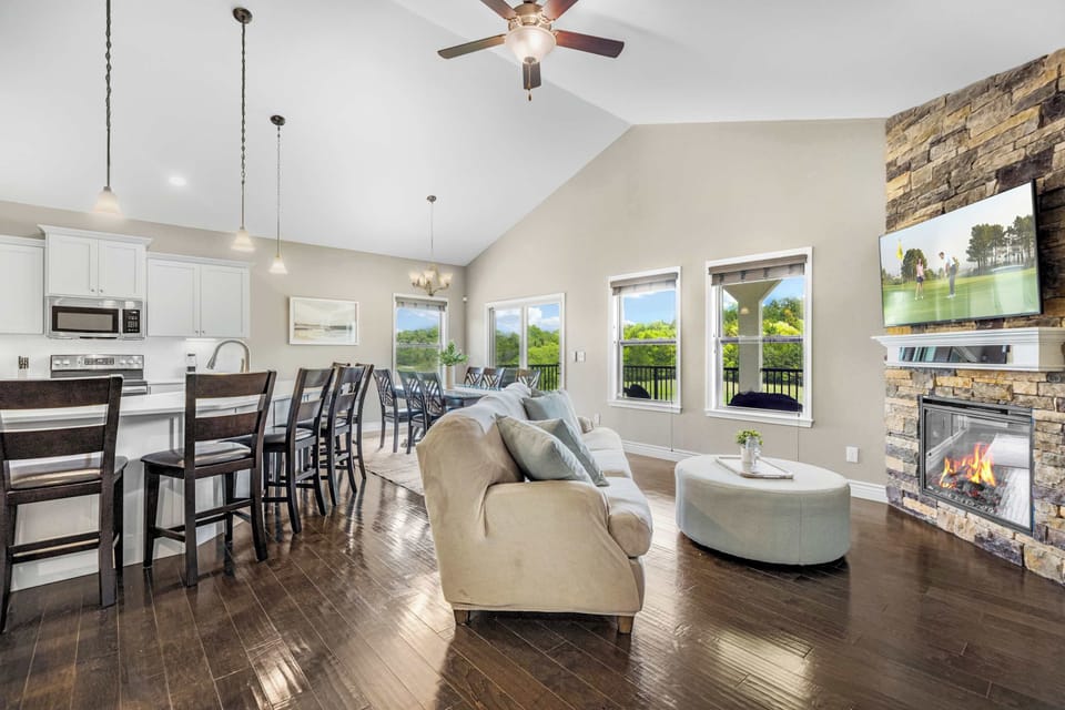 Living area with Smart TV
