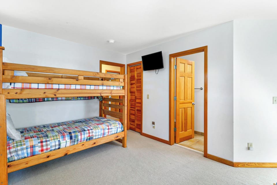 Bunk Room 1 Additional Bunks