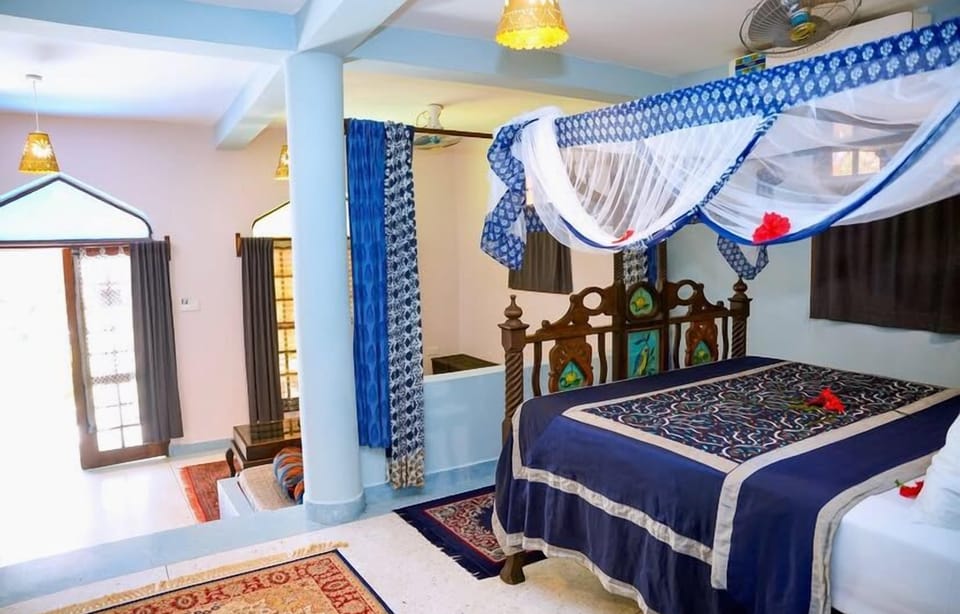 2 bedrooms, laptop workspace, soundproofing, iron/ironing board