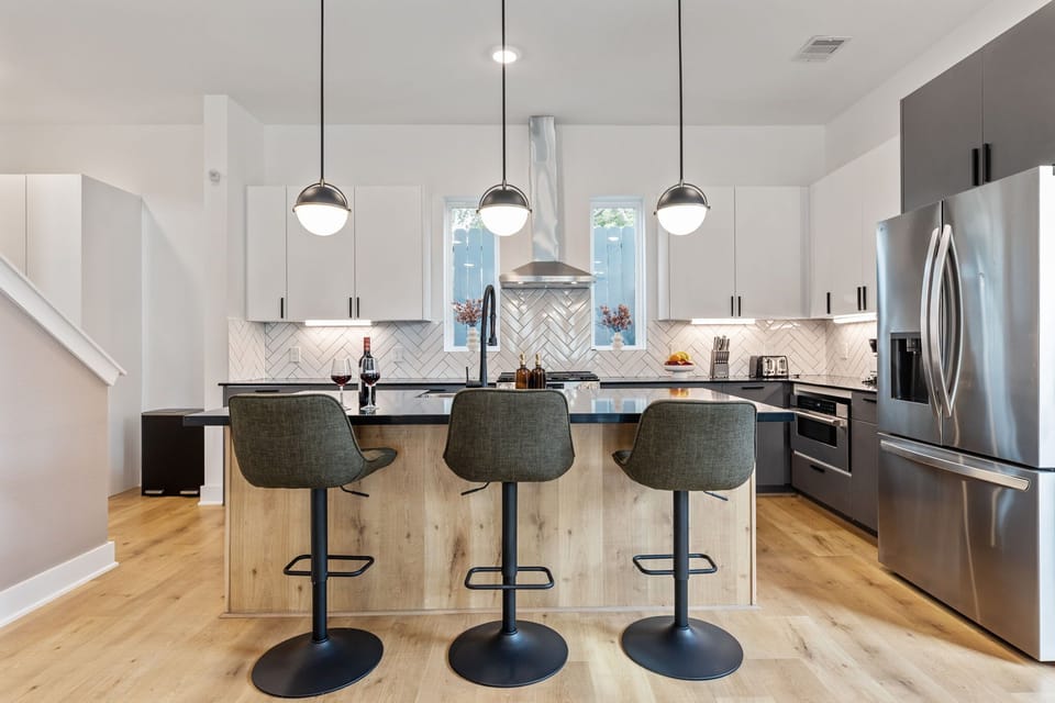 Designer Kitchen with Island Seating & Premium Appliances