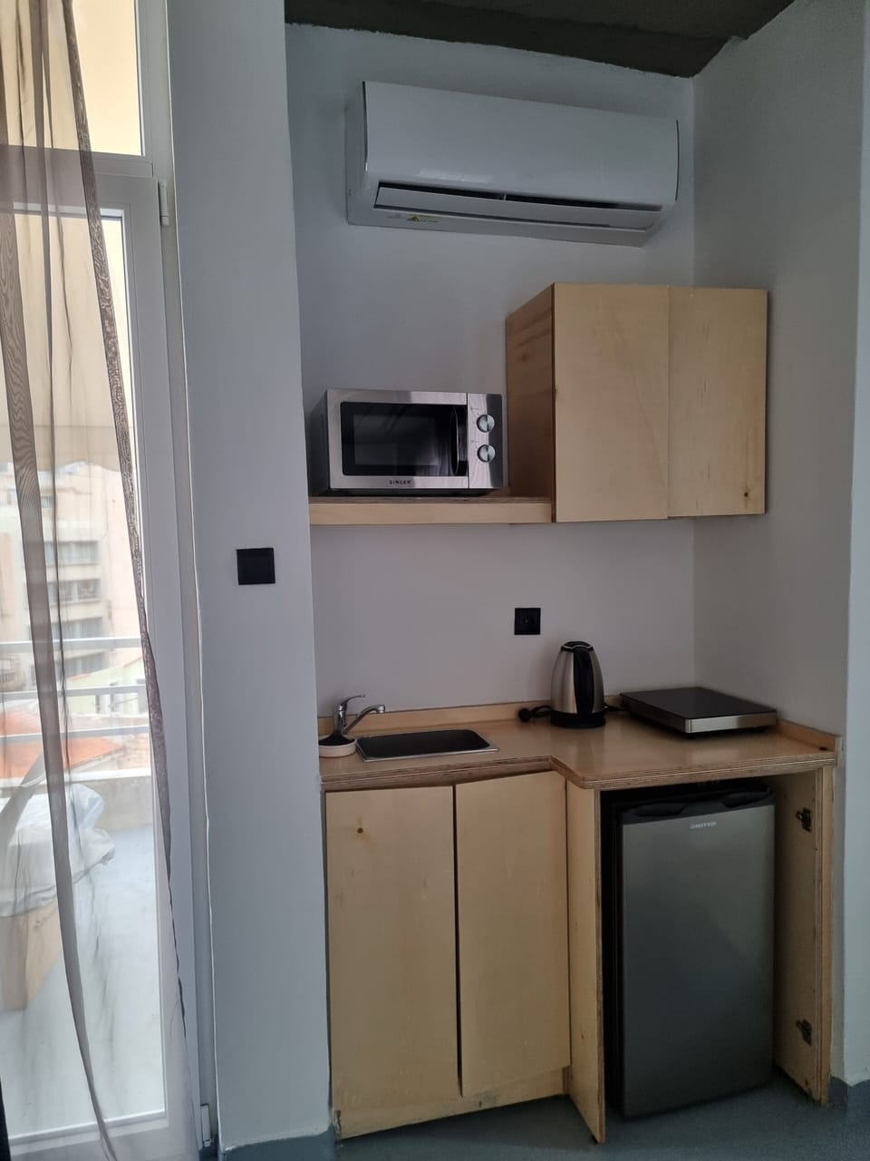 Apartment, Multiple Beds, Balcony, City View | Private kitchen
