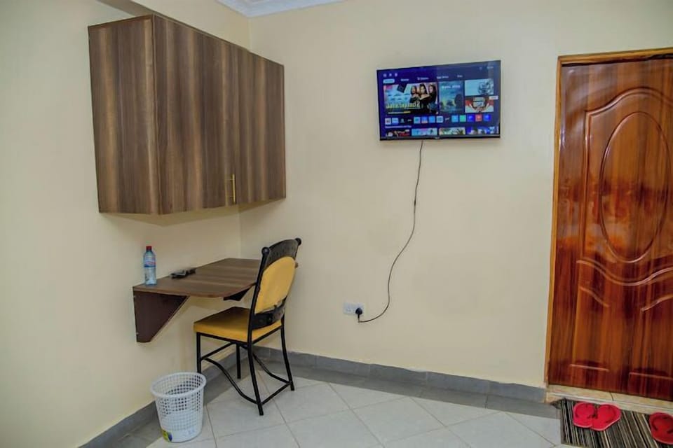 Executive Double Room, City View | Free WiFi, bed sheets