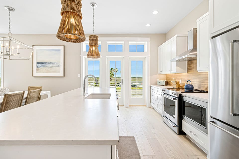 Kitchen, 1st Floor
