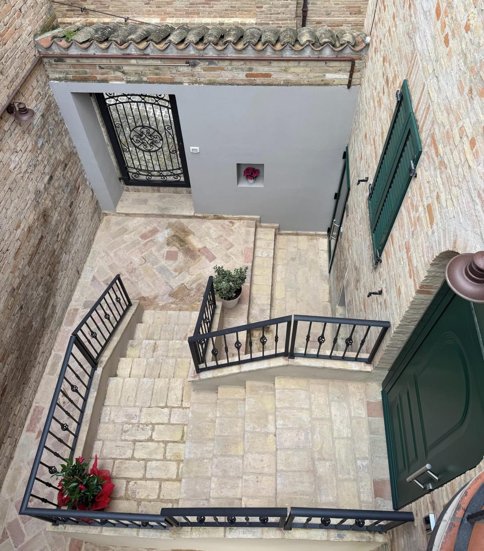 Comfort Double Room, Courtyard View | Terrace/patio