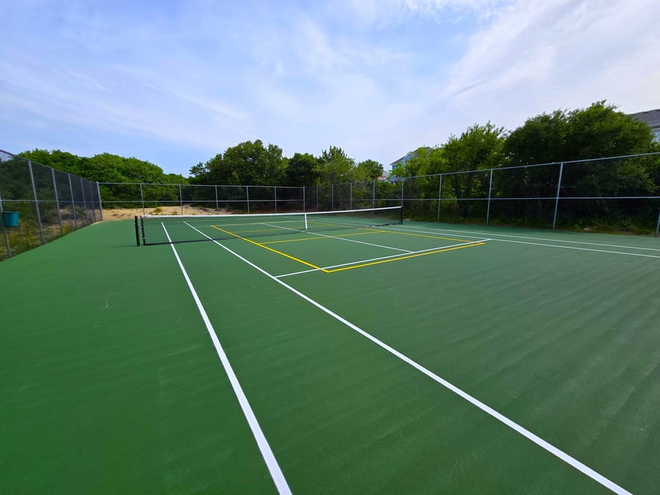Private, neighborhood tennis & pickle ball courts - steps away.