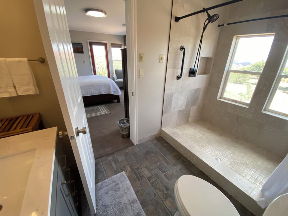 Juniper | Bathroom | Separate tub and shower, hair dryer, bathrobes, towels