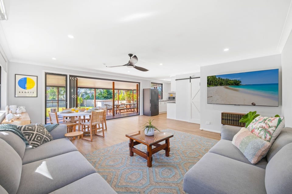 Joeys Getaway Beachscape Holiday Rentals North Haven
