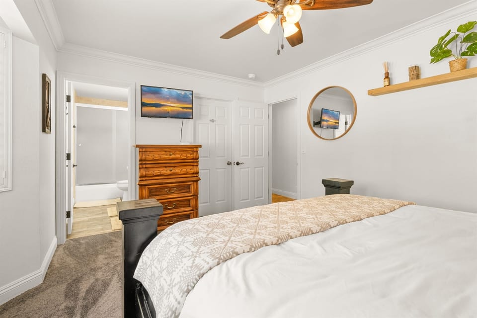 Primary suite with attached bathroom