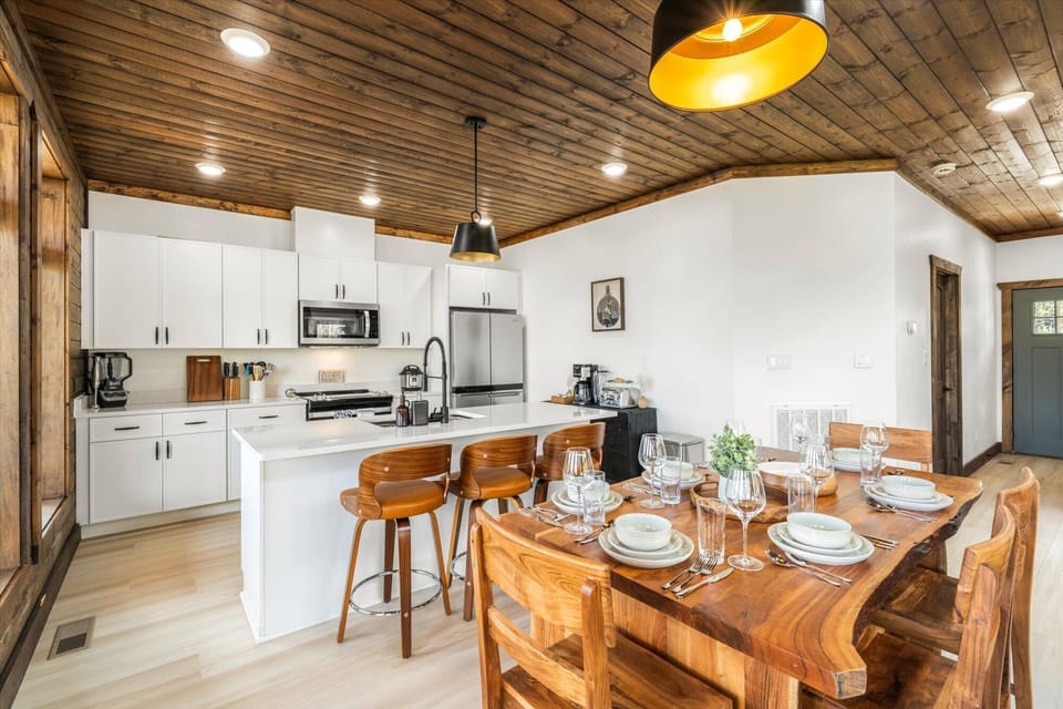 Fully stocked kitchen - Main level