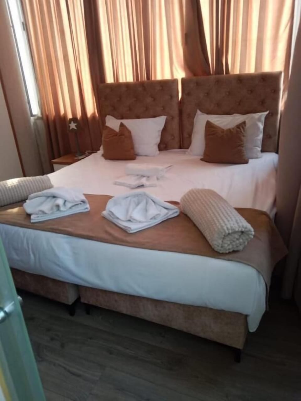 Comfort Double or Twin Room, City View | Desk, soundproofing, free WiFi