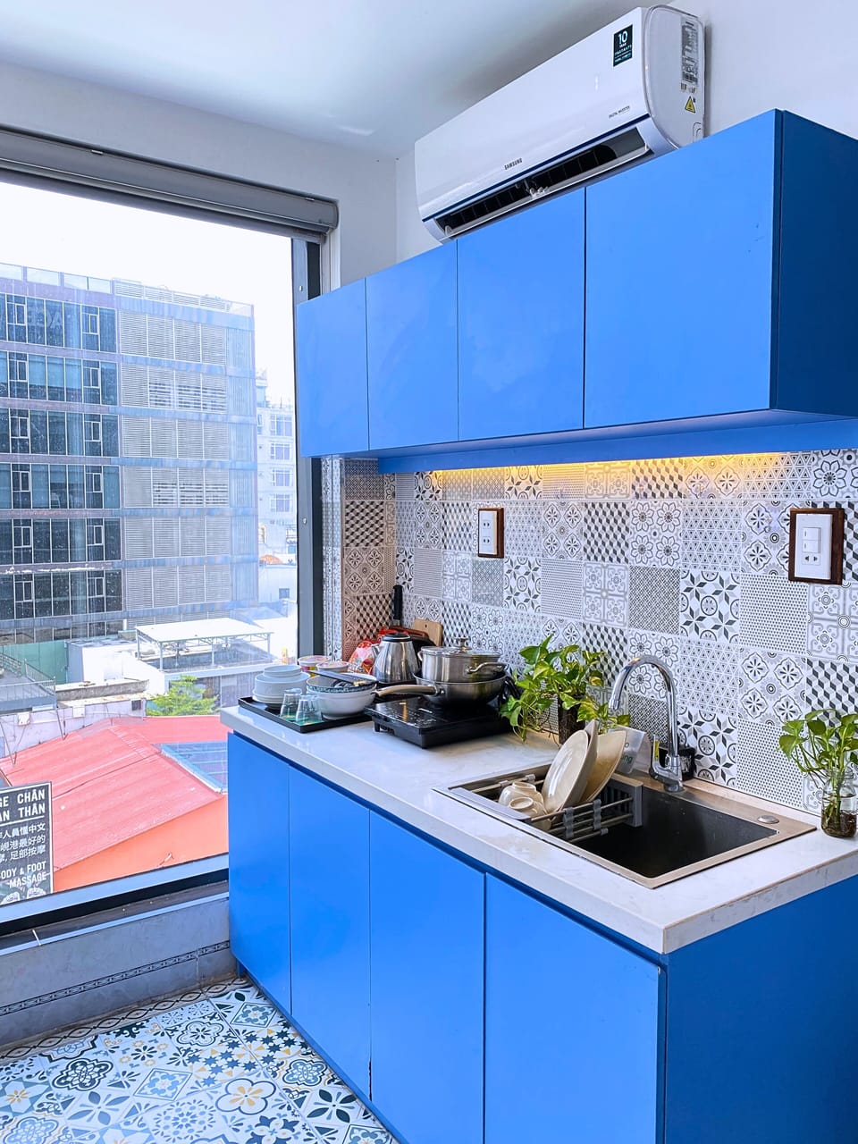 Family Quadruple Room, Kitchen | Private kitchen