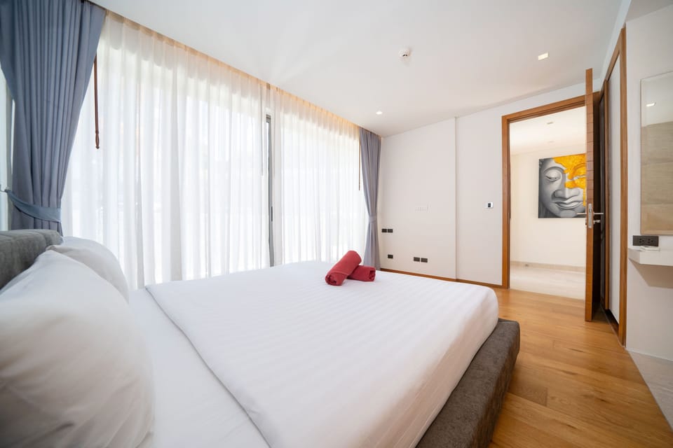 Design Condo, 3 Bedrooms, Sea View | 3 bedrooms, free WiFi