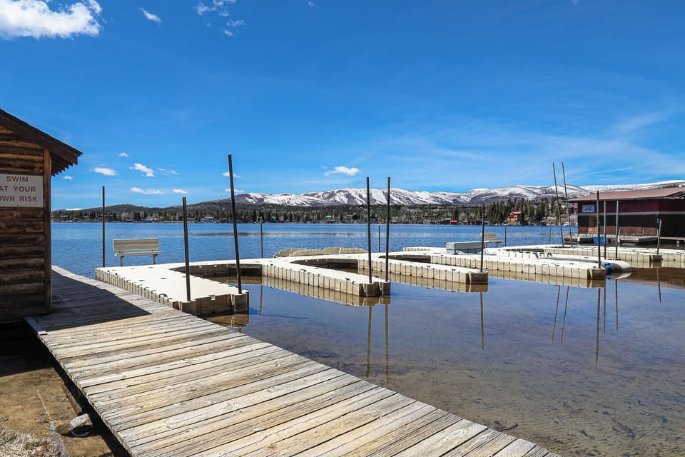 Lemmon Lodge Boat Docks