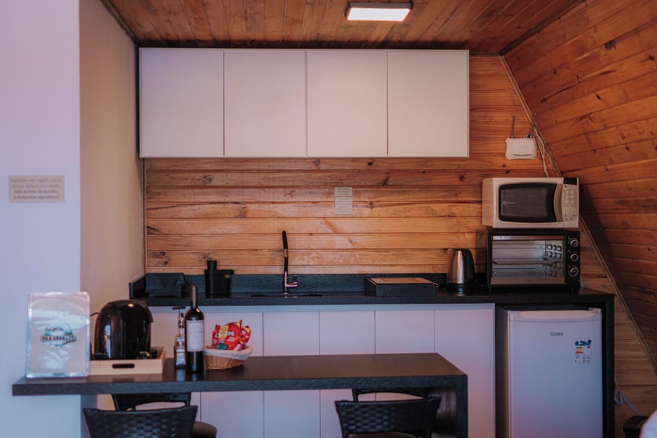 Family Chalet, Multiple Beds, Private Pool, Lake View | Private kitchen | Mini-fridge, microwave, stovetop, espresso maker