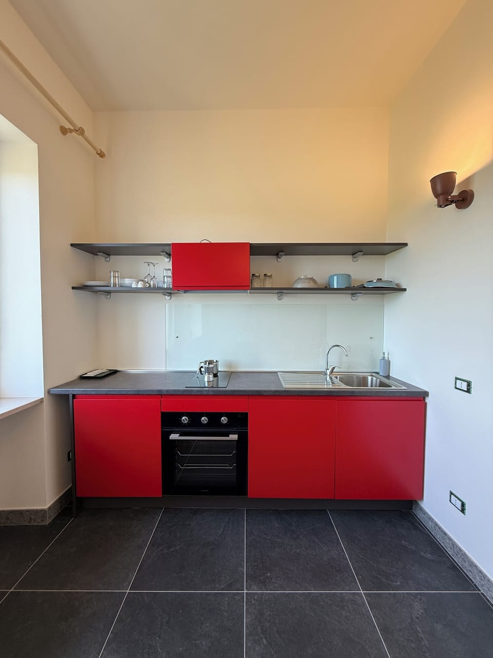 Classic Apartment, Garden View | Private kitchen | Full-size fridge, stovetop, cookware/dishes/utensils