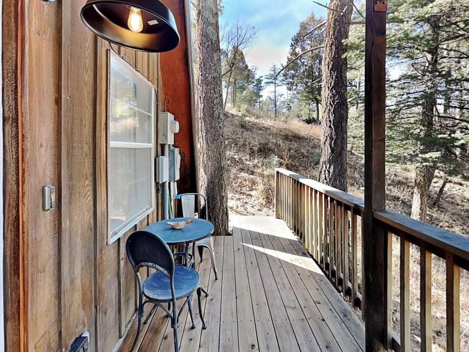 Studio (3 Bedrooms) | Property amenity
