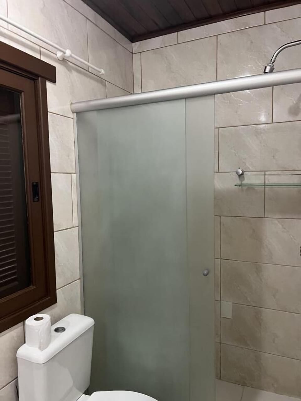 Shower, towels, soap, toilet paper