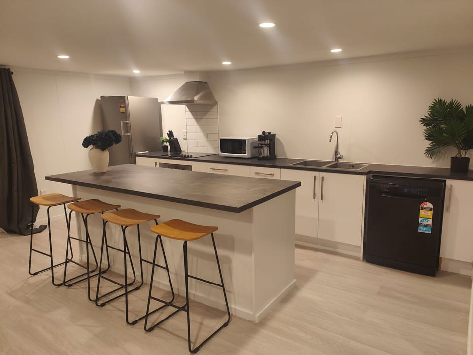 Kitchen (1)
